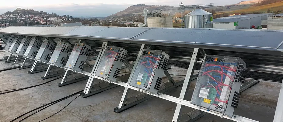 QFire Feuerwehrschalter für 4,7 MWp PV-Anlage bei Ladenburger