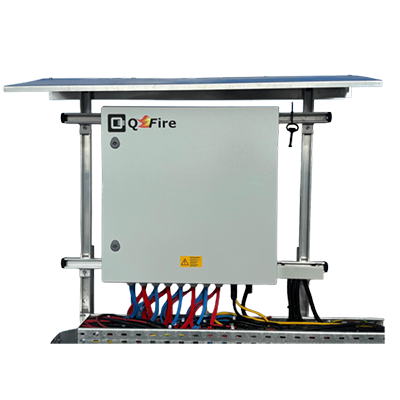 QFire Firefighter Switch Fuses in positive and negative poles Surge protection T1+2 integrated Sheet steel enclosure for industrial environments All cable entries from below — clean & protected cable handling Made in Germany — developed & built by Q3 ENERGIE