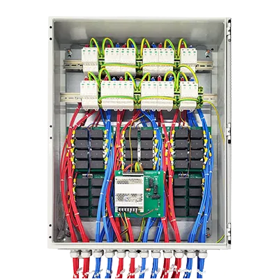 QFire BIG Feuerwehrschalter 2 Feuerwehrschalter QFire BIG Schaltbox mit 24 Strings und Überspannungsschutz