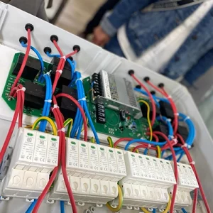 About Q3 ENERGIE: Q3 - The Box Makers 15 Q3 Feuerwehrschalter inklusive Ueberspannungsschuzt