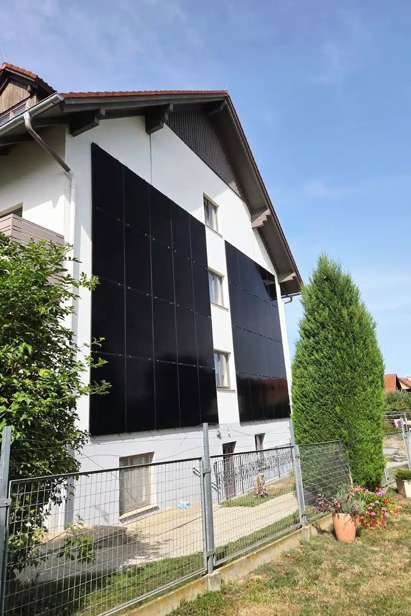 Feuerwehrschalter für Fassaden-PV beim Urdlwirt Hotel in Premstätten 7 Fassaden-PV am Urdlwirt Hotel in Premstätten – Teil der 90-kWp-Photovoltaikanlage